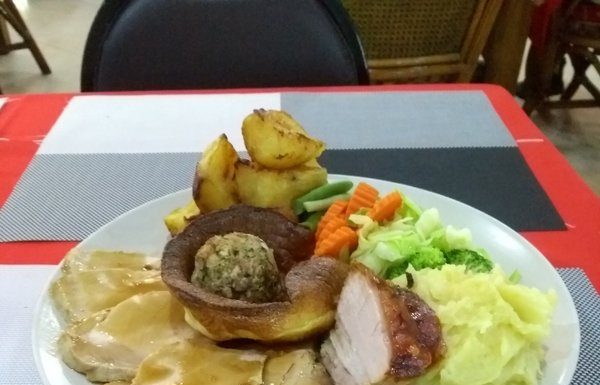 NICKY’S BAR – PATTAYA’S BEST SUNDAY DINNER