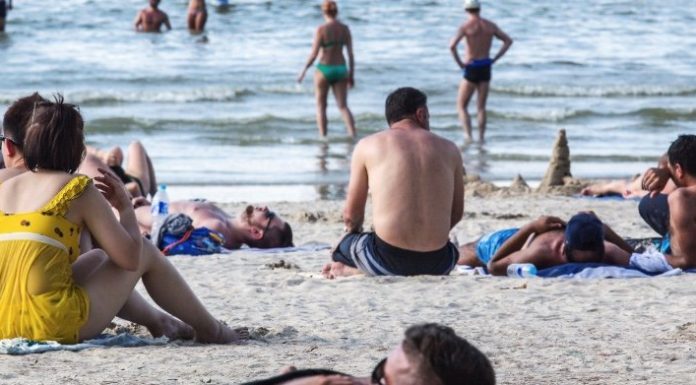 INDIANS TO THE RESCUE