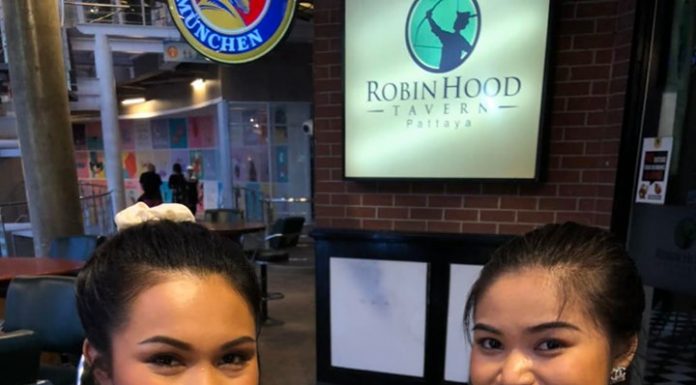 PLOUGHMAN’S SPECIAL @ ROBIN HOOD