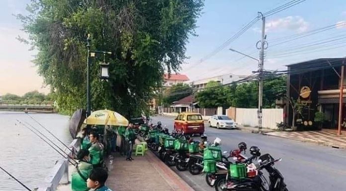 Now you know why your food delivery is never on time!