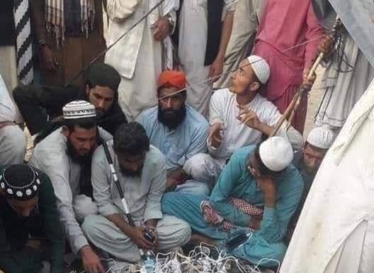 Whoever they are nicking the electric off, I wouldn’t want their bill!