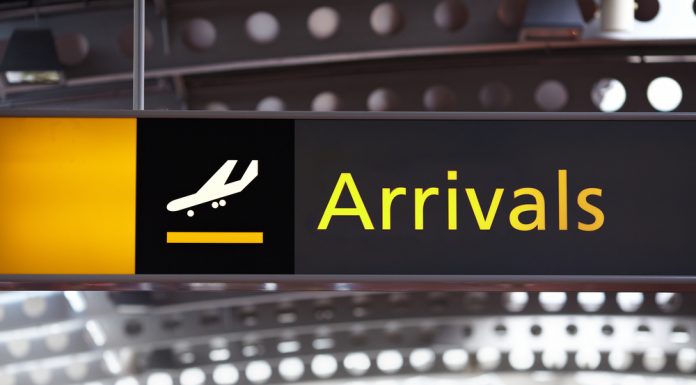 Leading doctor says Thailand shouldn’t open to tourists for another six months