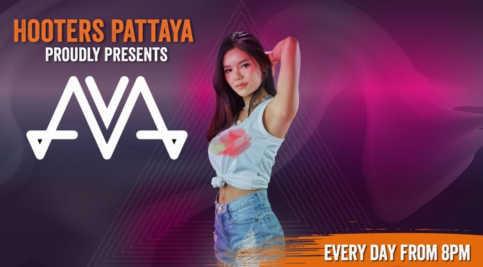 DJ AVA @ Hooters Pattaya