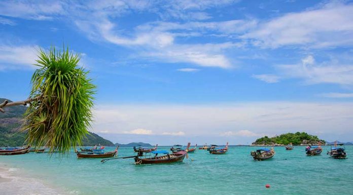 Vaccinated foreigners may be allowed to enter Thailand without quarantine