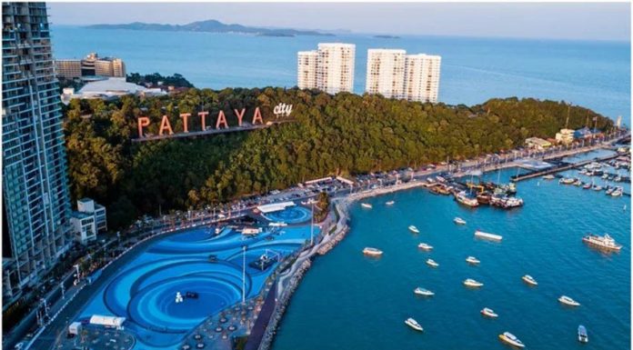 Failure to quickly vaccinate 450,000 people could see Pattaya high season delayed until OCT 2022