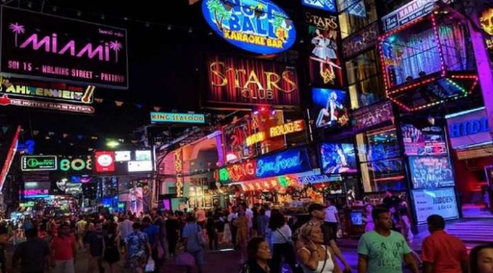 Omicron set to delay reopening of bars and pubs