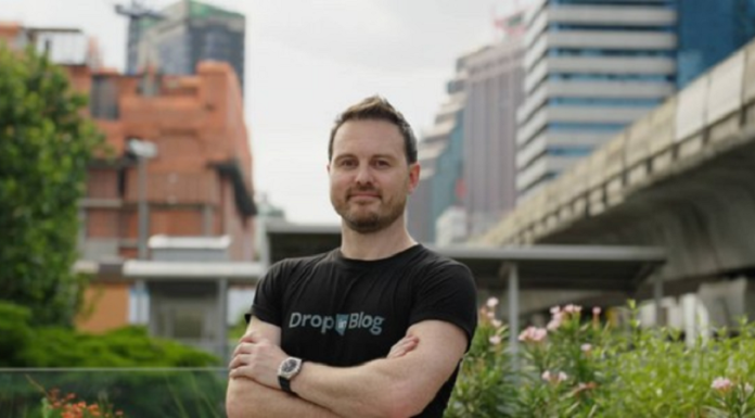 This 41-year-old left the U.S. for Bangkok and lives a ‘luxurious lifestyle’ on $8,000 a month