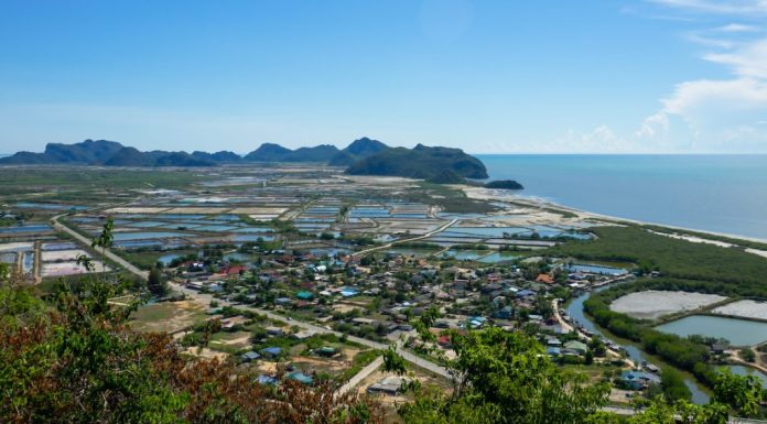 National parks near Hua Hin not included in new entry fee price hike for foreigners