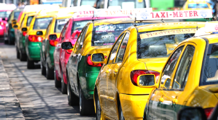 Bangkok Governor Targets Taxi and Tuk-Tuk Overcharging